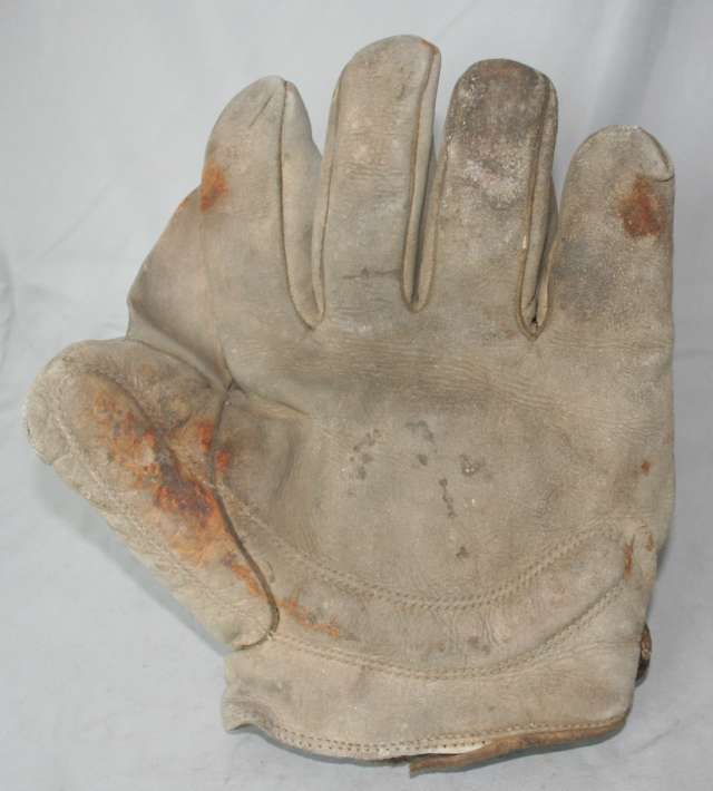 Early 1900's American Quality Crescent Glove Front